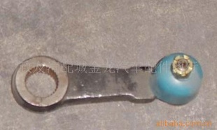ת()߾
