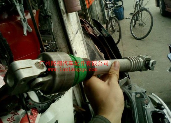 宝马320E90助力泵,方向机,管柱等拆车配件