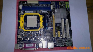 AM2+:全新富士康720MX-KMCP78集成8100支持双核X240