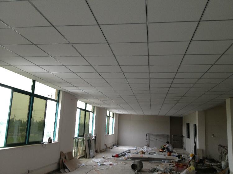 上海青浦区石膏板天花板吊顶青浦卫生间装修
