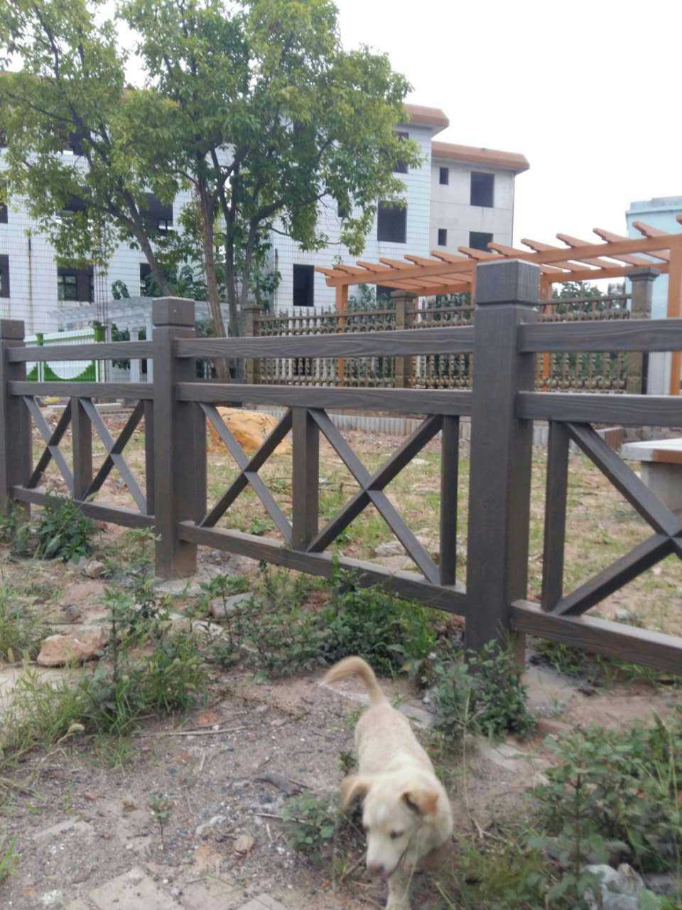 江西赣州水泥制品仿木围护栏杆厂家直销可定做量大从