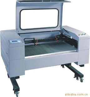 博激光激光切割机-激光打标机-激光雕刻机-激光裁剪机裁床