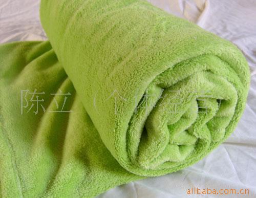珊瑚绒草绿毛毯