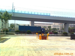 高品停车场设备，道闸挡车器，南京地区