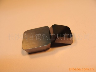 材质TN325型号SPKN1504-65°适合精加工金属陶瓷铣